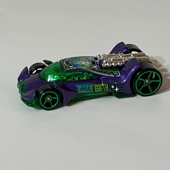 Lot of 13 Hot Wheels, Yat Ming, Matchbox die-cast cars - Picture 2 of 14